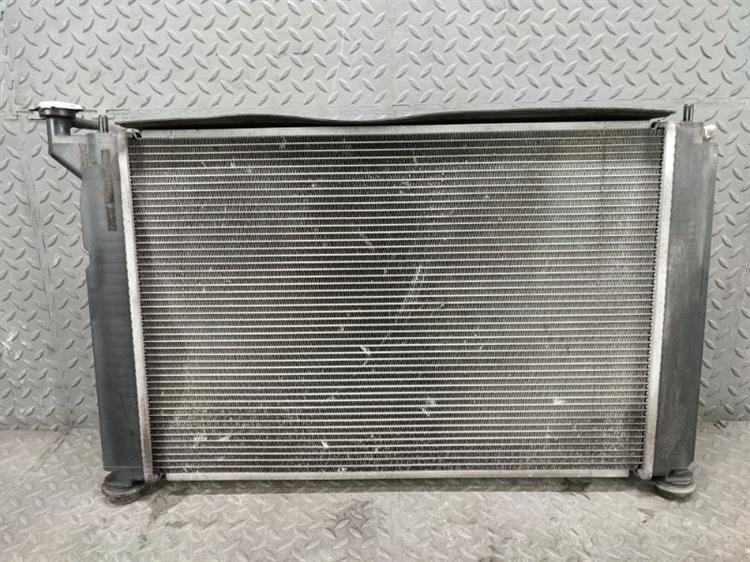 Радиатор основной Тойота Виш в Тамбове 431311