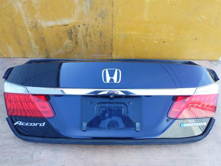 Крышка багажника Хонда Аккорд в Тамбове 50872